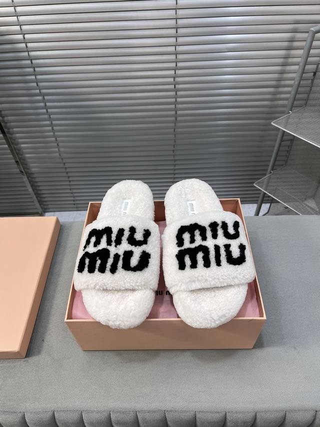 Miumiu缪缪2024新款字母羊毛毛拖 全真羊毛 码数35-40